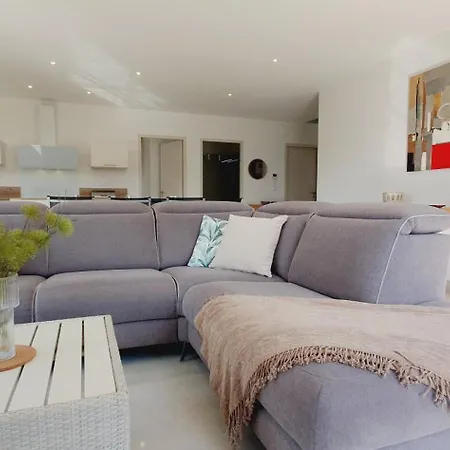 Moderne St Cyprien Village * Saint-Cyprien (Pyrenees-Orientales)
