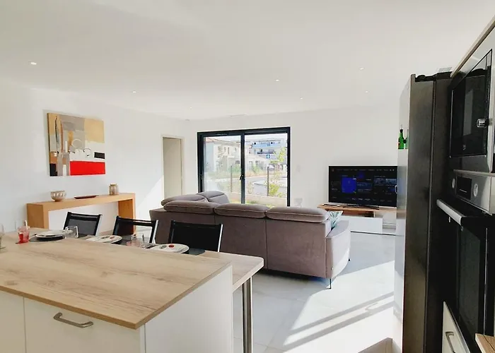 Villa Moderne St Cyprien Village