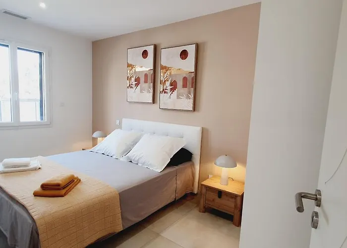 Moderne St Cyprien Village Villa Saint-Cyprien (Pyrenees-Orientales)